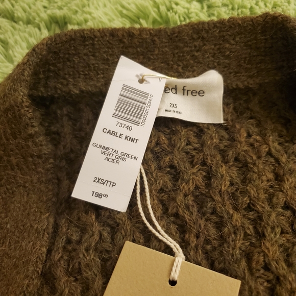 NWT Aritzia Wilfred Free Cable Knit Cardigan - Picture 3 of 3